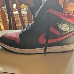 Jordan Black and Pink Men's Sneakers